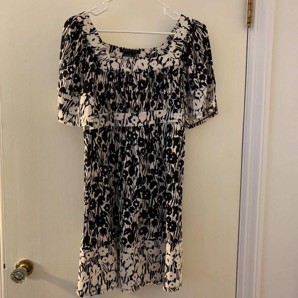 Black & white floral BCBG dress